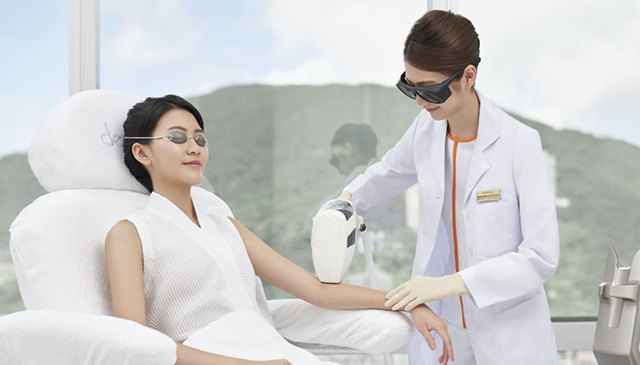 Dermes 進行dermes激光脫毛療程 激光反應測試 激光脫毛